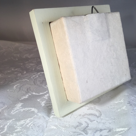 Rose Wall / Shelf Decor - Picture 2 of 3